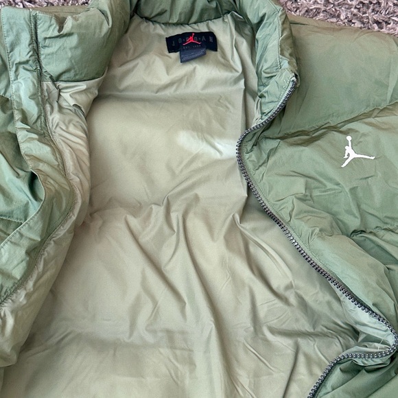 Jordan Jacket - Picture 4 of 5